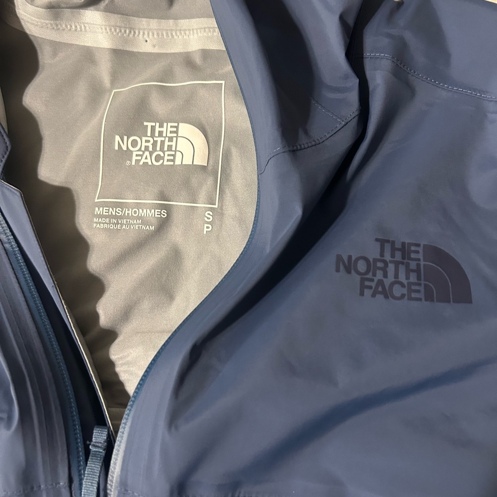 The North Face Blue Performance Jacket for Outdoor Adventures